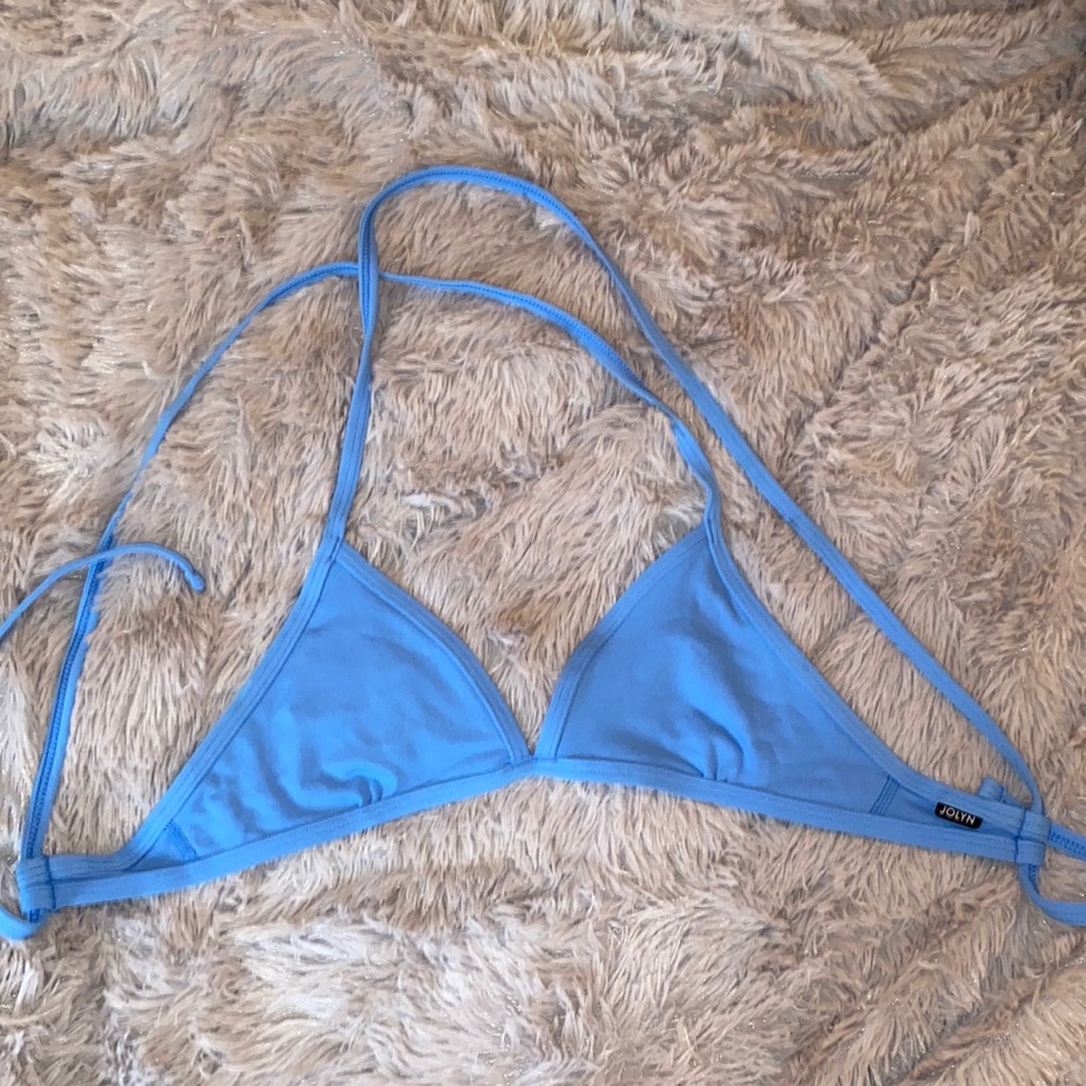JOLYN ICICLE TRIANGLE TOP